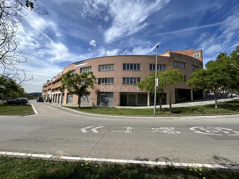 Foto 94922331-cad6-4afa-bbcf-07c49db681f7. Local comercial a Santa Coloma de Cervelló