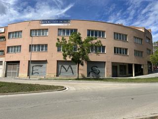 Local commercial  Santa coloma de cervelló - avenida cornisa. Edificio comercial y oficinas en venta, santa coloma de cervello