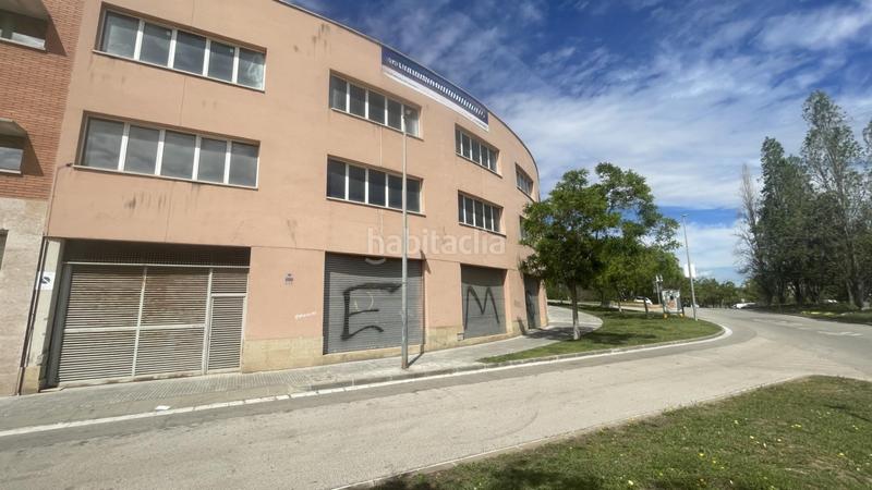 Foto bbaf2959-236e-408a-ae3b-181f55e5cf09. Local comercial a Santa Coloma de Cervelló