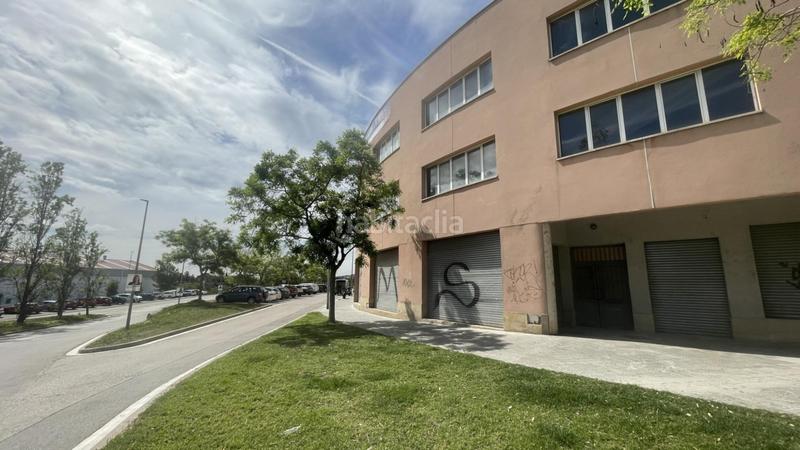 Foto d2c14eca-ef03-4464-8814-f30861de93fe. Local comercial a Santa Coloma de Cervelló