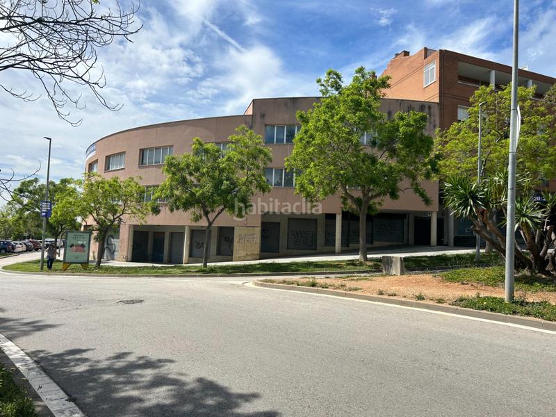 Foto e3409088-0bdd-4e00-9695-784d684ca04d. Local comercial a Santa Coloma de Cervelló