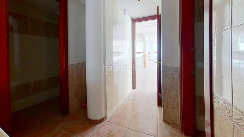 Foto 3b063814-0c45-4245-a672-77d67985f2a1. Local comercial a Centre Prat de Llobregat (El)