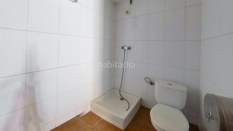 Foto 5867c4e5-7ce0-49e3-af23-0d182f6c3e1d. Local comercial a Centre Prat de Llobregat (El)