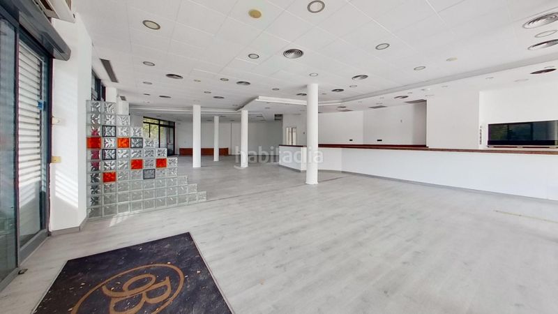 Foto b0ad4cd5-4eff-436d-93d0-06bd356ad7a7. Local comercial a Centre Prat de Llobregat (El)