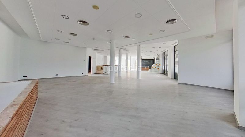 Foto bf23d173-c8d3-42ba-bd32-f62f82e0d4be. Local comercial a Centre Prat de Llobregat (El)