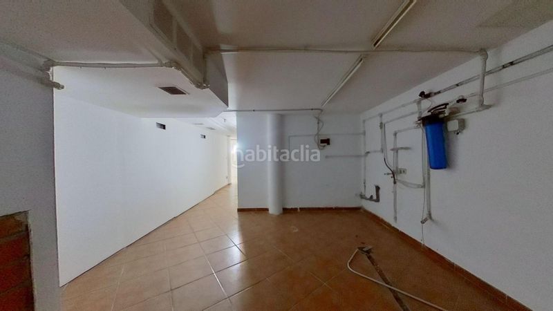 Foto c15b24c1-fa89-4b4b-8bd2-984282e6e6e9. Local comercial a Centre Prat de Llobregat (El)