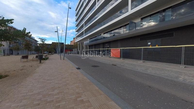 Foto 28531436-3616-4d16-8fb7-ab0a1f9e15e3. Locale commerciale in La Verneda - La Pau Barcelona