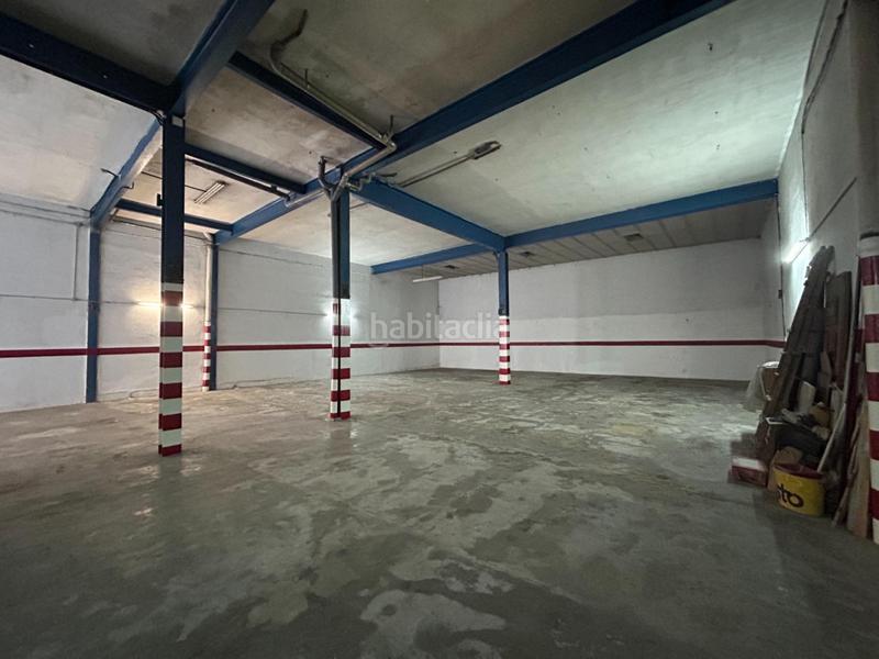 Foto 7dba5f0e-159b-4a0f-bd9a-a172b578e1e7. Alquiler local comercial en el vendrell - sant vicenç 23 local comercial diáfano en alquiler en av. sant vicenç, el vendrell en Vendrell (El)