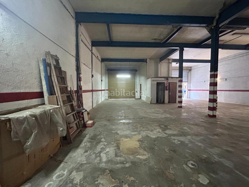 Foto 82738df2-2fd2-46bc-bb6c-5b3a7c0fcec4. Alquiler local comercial en el vendrell - sant vicenç 23 local comercial diáfano en alquiler en av. sant vicenç, el vendrell en Vendrell (El)