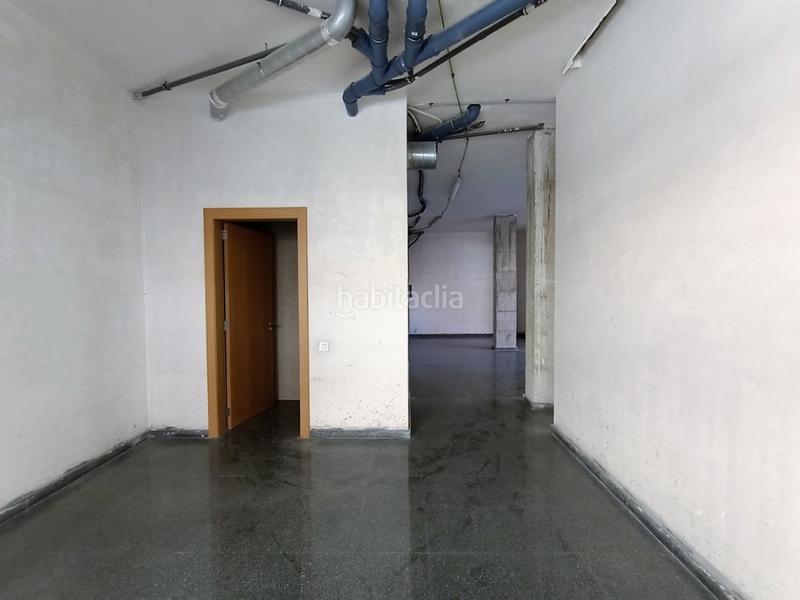 Foto 7d310f22-ed78-4b48-aef1-fd38417f8726. Alquiler local comercial  en alquiler en calle pizarro en Mataró
