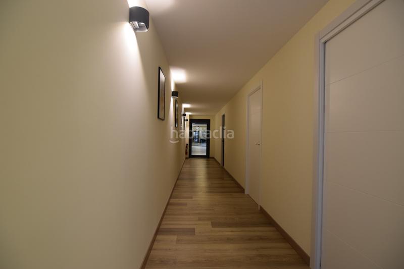 Foto 00013559-cccb-47de-badd-0e264531ff46. Locale commerciale in Barcelona - calle madrazo 124 in Barcelona