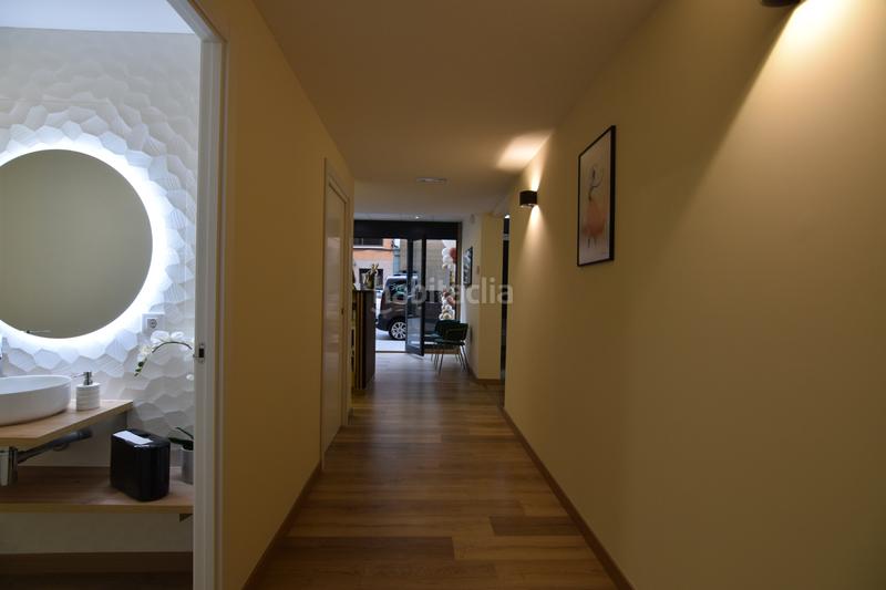 Foto 084fdd79-46d0-40db-b977-630dd9cd75eb. Locale commerciale in Barcelona - calle madrazo 124 in Barcelona