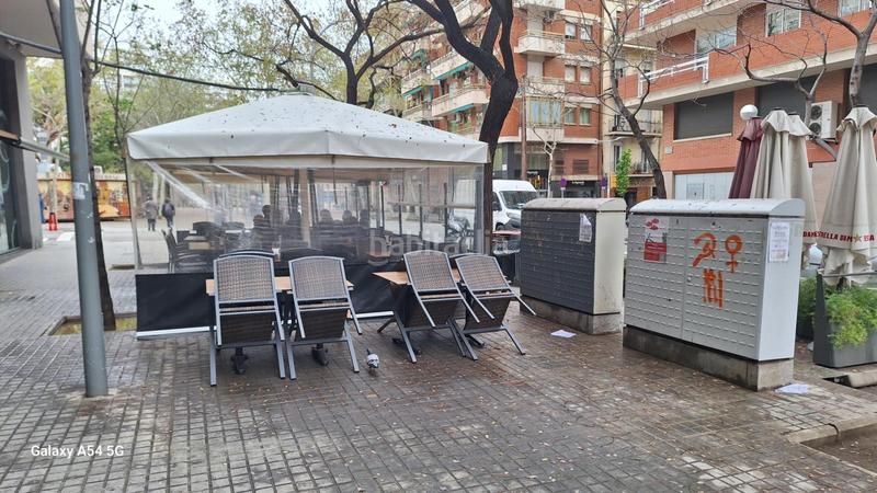 Foto d1084814-6366-47f4-83e4-a47b3fb1859e. Pas-de-porte local commercial dans Barri de les Corts Barcelona
