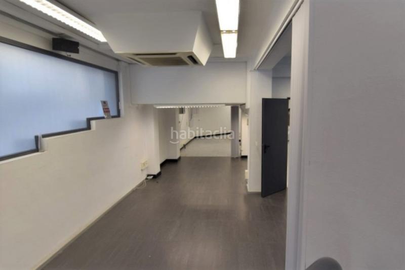 Foto 3c353b03-d68a-41d3-8265-210ce73cd77e. Locale commerciale in Barcelona - calle lepant 422 in Barcelona