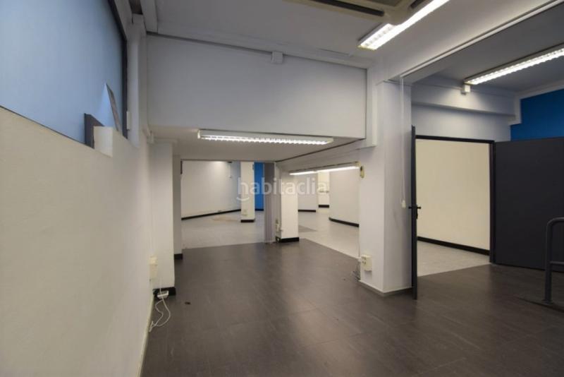 Foto ba651c9a-ca3e-4023-a0b5-efc23eec430b. Locale commerciale in Barcelona - calle lepant 422 in Barcelona