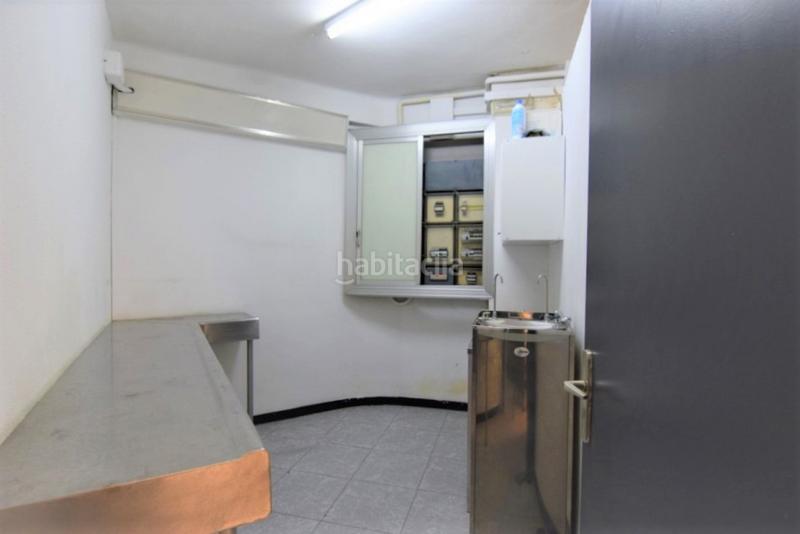 Foto bf5aae50-cf39-4849-8e18-f0174ee71d7e. Locale commerciale in Barcelona - calle lepant 422 in Barcelona