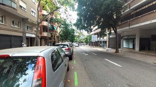 Local commercial  Barcelona - calle navas de tolosa. Local comercial en venta con rentabilidad en calle de las navas