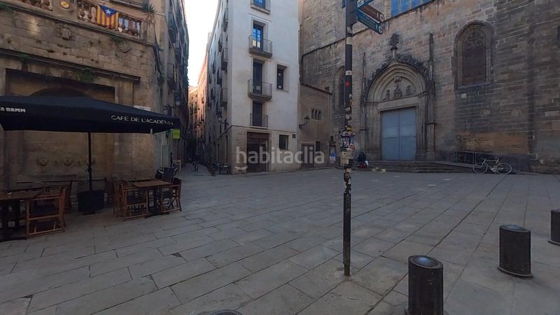 Foto 1f6d0bbe-8896-48ca-bacd-841a37bb3411. Lloguer local comercial a Gòtic Barcelona