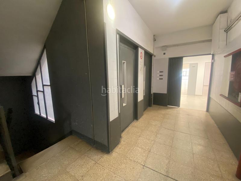 Foto 582f0a53-e868-417d-b005-13d2efcfe3ae. Rent business premise in Poblenou Barcelona