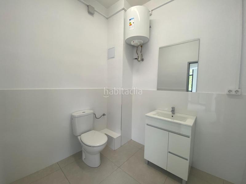 Foto 5db7e2cb-8e81-44d7-afb4-2a244bba2eb6. Rent business premise in Poblenou Barcelona