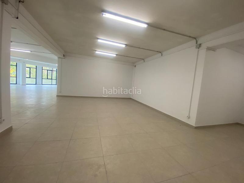 Foto b583f1f6-b9a6-49f0-9f01-e96b41006b2f. Rent business premise in Poblenou Barcelona