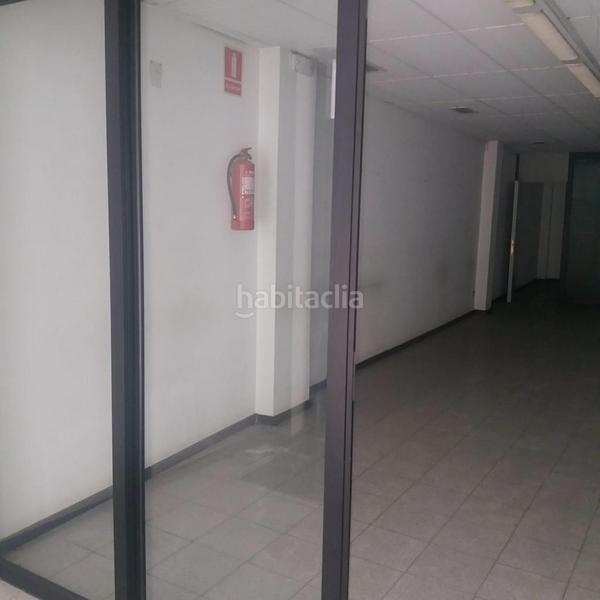 Foto a0d27445-bed7-4e39-8e48-cb532e858ea1. Local comercial local en venta, , carrer del canonge doctor auguet en Viladecans