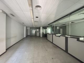 Locale commerciale in Viladecans - Canonge Doctor auguet