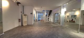 Location Local commercial  Barcelona - calle ramón y cajal. Local aislado en alquiler en carrer ramón y cajal, 17 vila de gr