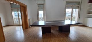 Lloguer Oficina  Barcelona - plaza francesc macià. Oficina en alquiler en finca regia  plaça francesc macià, sant g