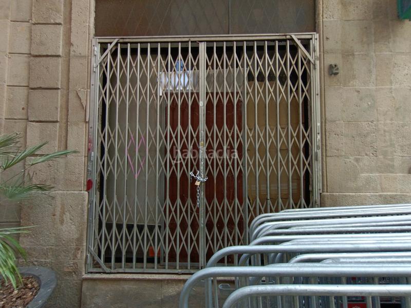 Foto 80eb8e2e-d2ab-40cd-9418-f40527ca4c7a. Local comercial a Gòtic Barcelona