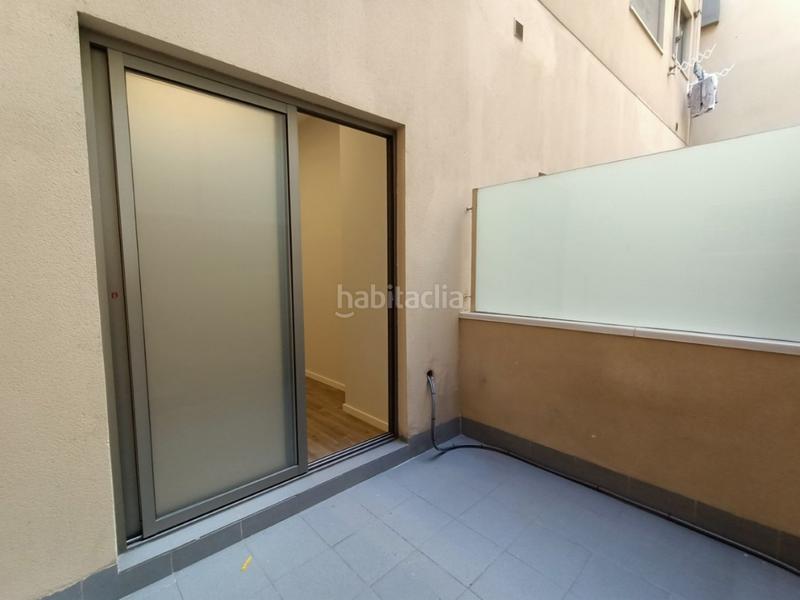 Foto c67f6e2c-c558-45bc-92de-797cb30afd24. Lloguer local comercial a Vallcarca - Penitents Barcelona