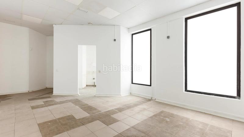 Foto 7e0355e9-b15a-41d3-9eb4-a2a90c01980c. Location local commercial dans El Clot Barcelona