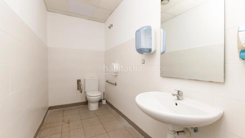 Foto 8b1eef30-618d-4ddb-ac2f-c367907205a9. Location local commercial dans El Clot Barcelona