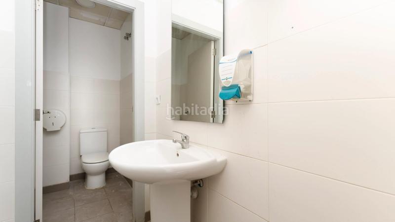 Foto 6853a001-0b0b-4bf3-ad1e-148e93abecd4. Miete geschäftsraum in El Clot Barcelona