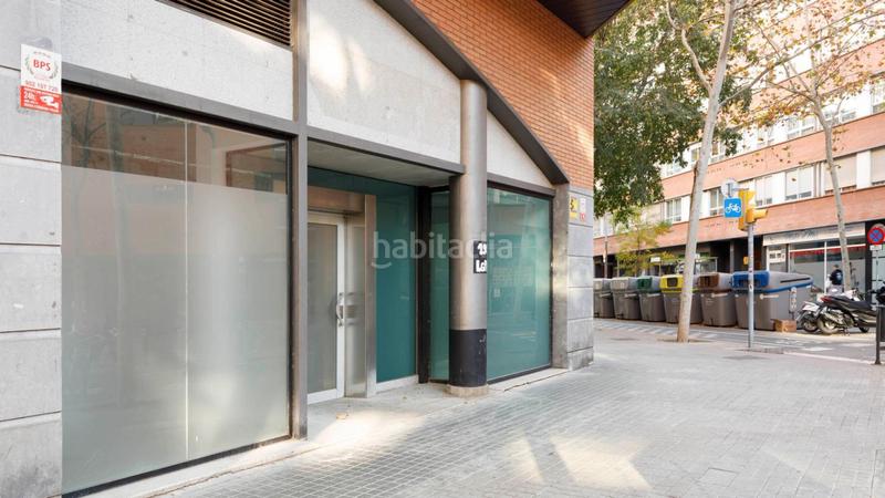 Foto 1e8fe935-159b-4e7e-ba91-c87ab05f326c. Rent business premise in El Clot Barcelona