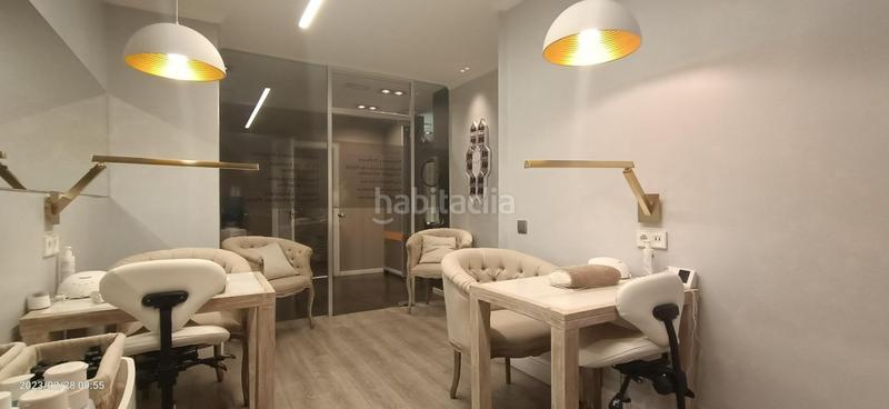 Foto bceb99b1-7d77-4522-b8c8-17c8e6a106f3. Traspaso local comercial traspaso centro de bronceado y centro estética en zona alta distrito sarria sant gervasi en Barcelona