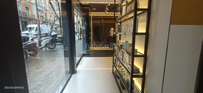 Foto c2c85054-8652-4635-a696-ce497d325f17. Traspaso local comercial traspaso centro de bronceado y centro estética en zona alta distrito sarria sant gervasi en Barcelona
