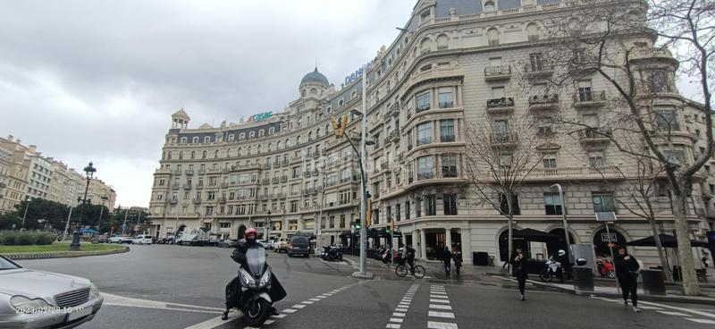 Foto fe16da63-9528-4c15-8d64-ebc173a5363e. Trapasso locale commerciale in Sant Gervasi - Galvany Barcelona