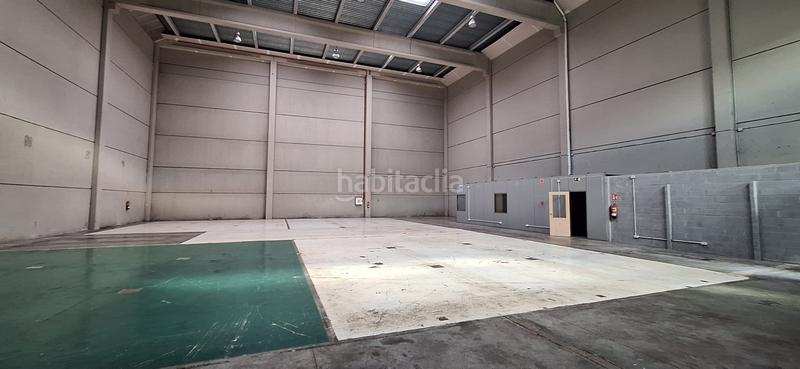 Foto 4f44fc38-cde1-4f5c-81b8-d64b708f09bc. Alquiler nave industrial logística en alquiler c dels vapors, 9, en Sant Boi de Llobregat