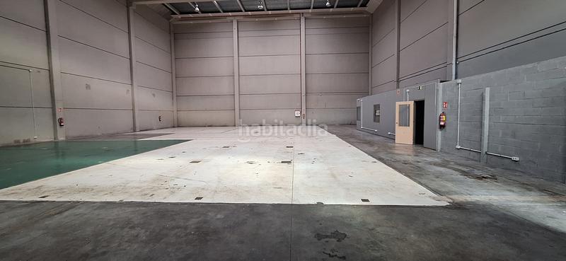 Foto 49c74329-7c01-43b1-abc5-e05e284d9427. Rent industrial building in Casablanca Sant Boi de Llobregat