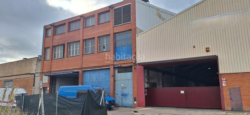 Foto 4b13338e-a212-4ce6-9401-54f8894bfd1d. Nau industrial a Zona Industrial Ripollet