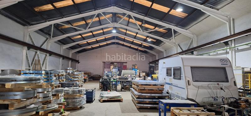 Foto e7dbbf4f-0b47-44ba-9a37-3a9107e19e22. Nau industrial a Zona Industrial Ripollet