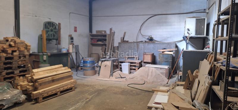 Foto f2df9150-3f20-4de3-bb3b-075b4721299a. Nau industrial a Zona Industrial Ripollet