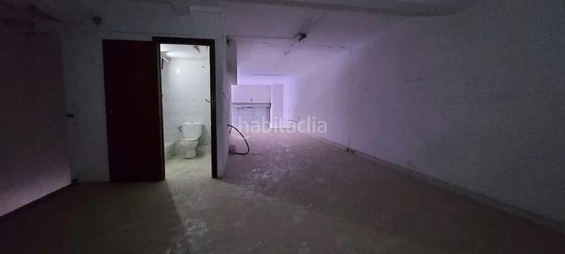 Foto 1670ba30-f401-4c10-ba50-341c226ff54e. Local comercial a Centre Vendrell (El)