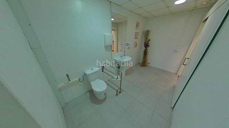 Foto fe267bd8-f2e4-4169-9f7c-20cf7c0c26f3. Rent business premise in Can Palet Terrassa