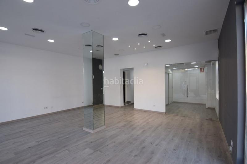 Foto b102d5fd-093d-45fa-9dc8-2fc0a89e844a. Affitto locale commerciale in La Gavarra Cornellà de Llobregat