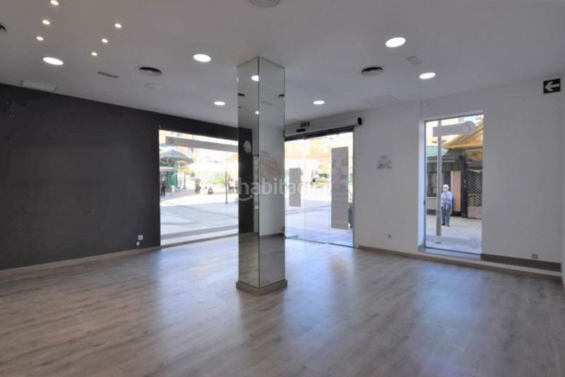 Foto 334fe383-7f9a-4d21-a65b-bcba5ea14307. Rent business premise in La Gavarra Cornellà de Llobregat