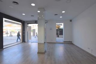 Local Comercial a L´Hospitalet de Llobregat - Calle Doctor Jaume Ferran i Clua