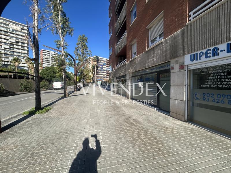 Foto 0f17bfa5-06ba-4893-9eaa-5fdf6c3e62f8. Affitto locale commerciale in Barri de les Corts Barcelona