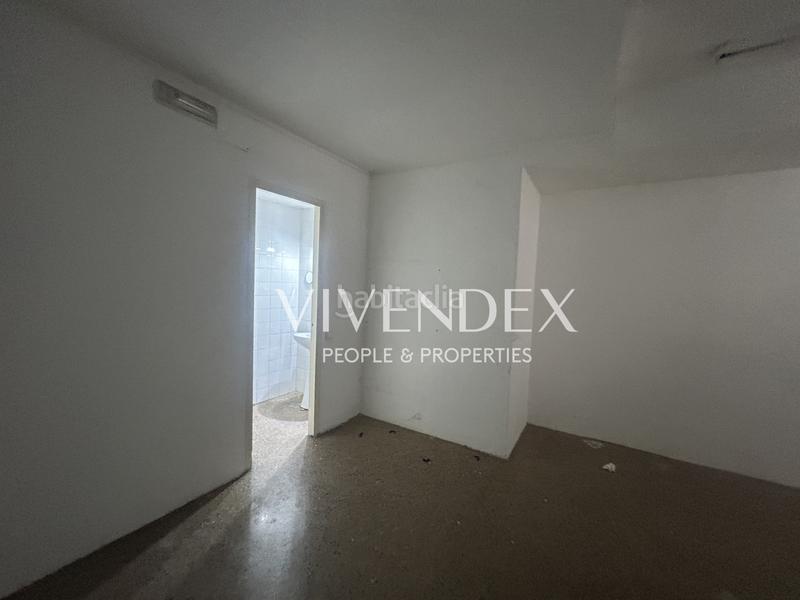 Foto 5ace0ae4-40f9-4ee0-a949-d92553e422d8. Lloguer local comercial a Barri de les Corts Barcelona